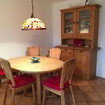 Reetdachhaus Deichkrone Дом отдыха